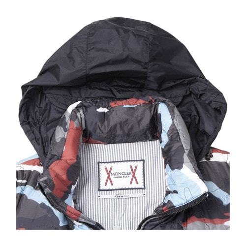 Moncler/蒙克萊 男士外套 立領(lǐng)迷彩隱藏式風(fēng)帽男士長(zhǎng)袖羽絨馬甲