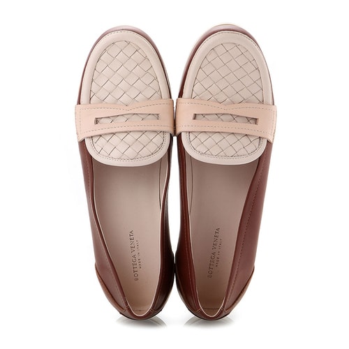 Bottega Veneta/葆蝶家 牛皮 樂(lè)福款 女士平跟鞋