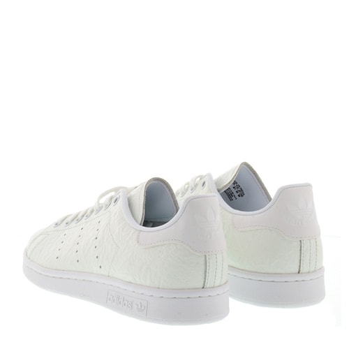 adidas(阿迪達(dá)斯) 白色logo點(diǎn)綴針孔裝飾運(yùn)動(dòng)鞋 BR 39.3