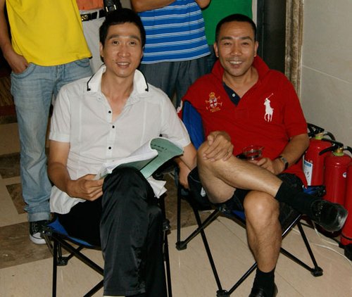 http://www.newswatch247.com/pics/star/pic/0025ffc5b0bbc59f0f6b875e1146209a.jpg