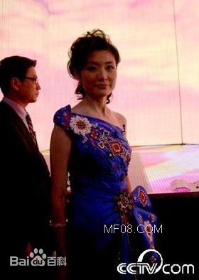http://www.newswatch247.com/pics/star/pic/00719bc667bc0271236cf1bd3605a343.jpg