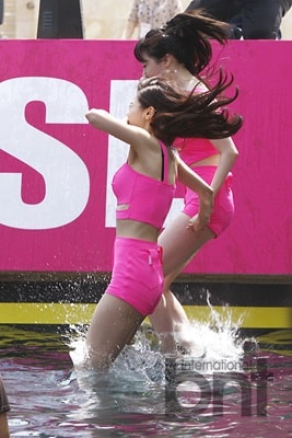 http://www.newswatch247.com/pics/star/pic/0074c67758af7342e1b64e22d97a5203.jpg