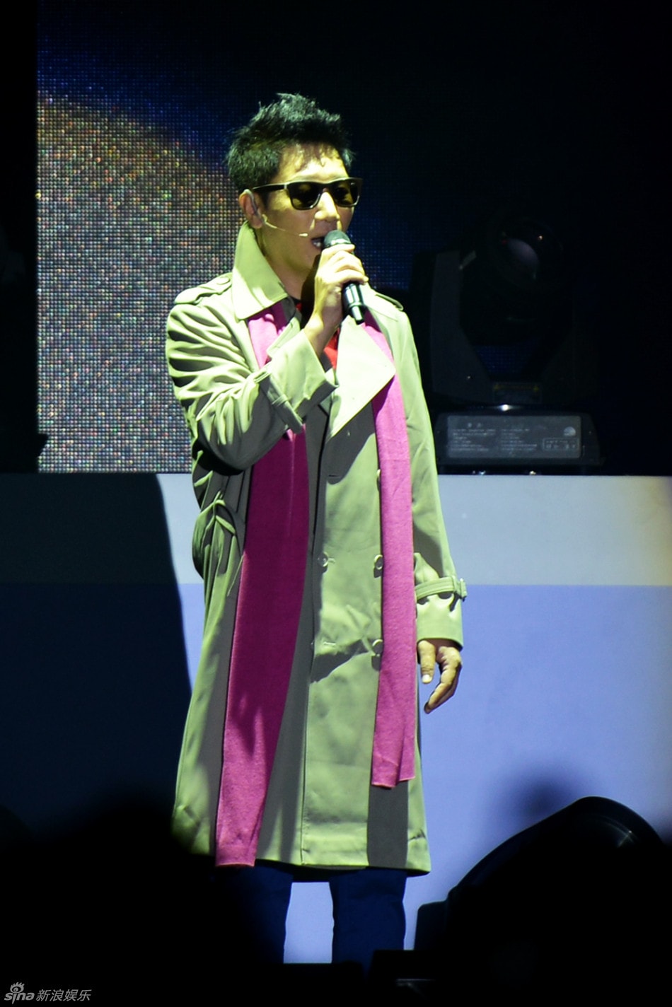 http://www.newswatch247.com/pics/star/pic/007726705b94bb62356d900ba7381559.jpg