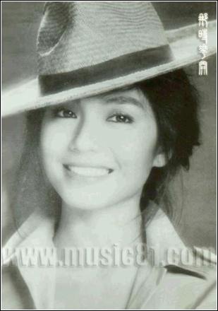 http://www.newswatch247.com/pics/star/pic/01e2/b942b20edcc29bdfc1f4209078c5.jpg