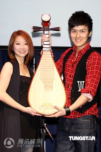 http://www.newswatch247.com/pics/star/pic/01e401ab95ac441ddc68fa5305a4ec3d.jpg