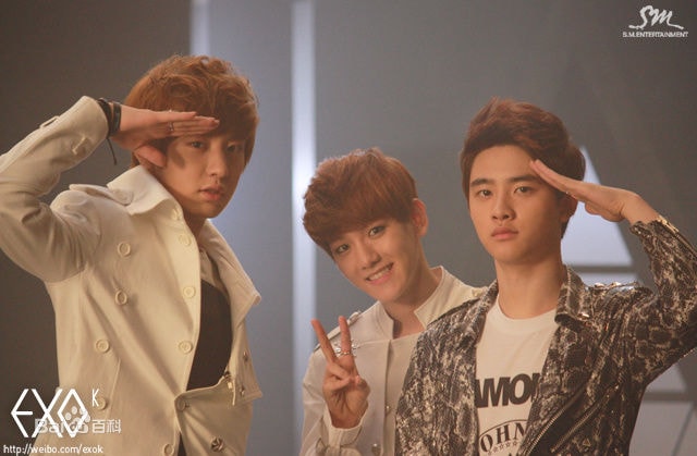 http://www.newswatch247.com/pics/star/pic/040d9acb75def32d1b3b8ab66e07899c.jpg