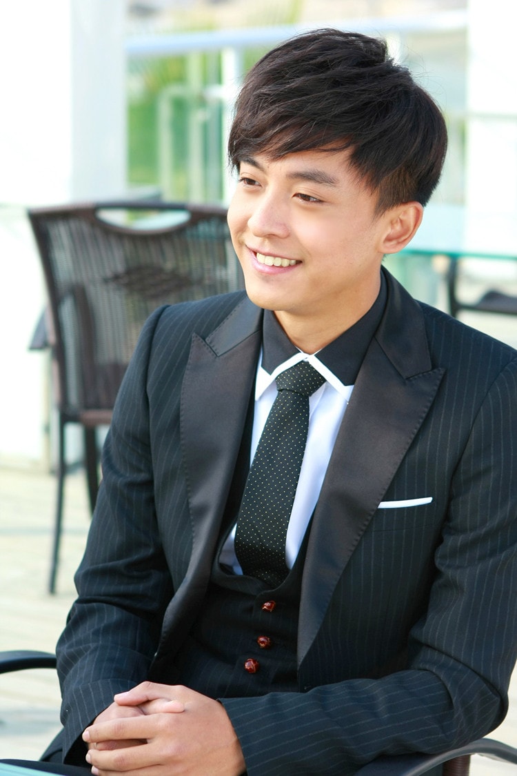 http://www.newswatch247.com/pics/star/pic/04937f9367a90fa8963d61dcbc4abe10.jpg