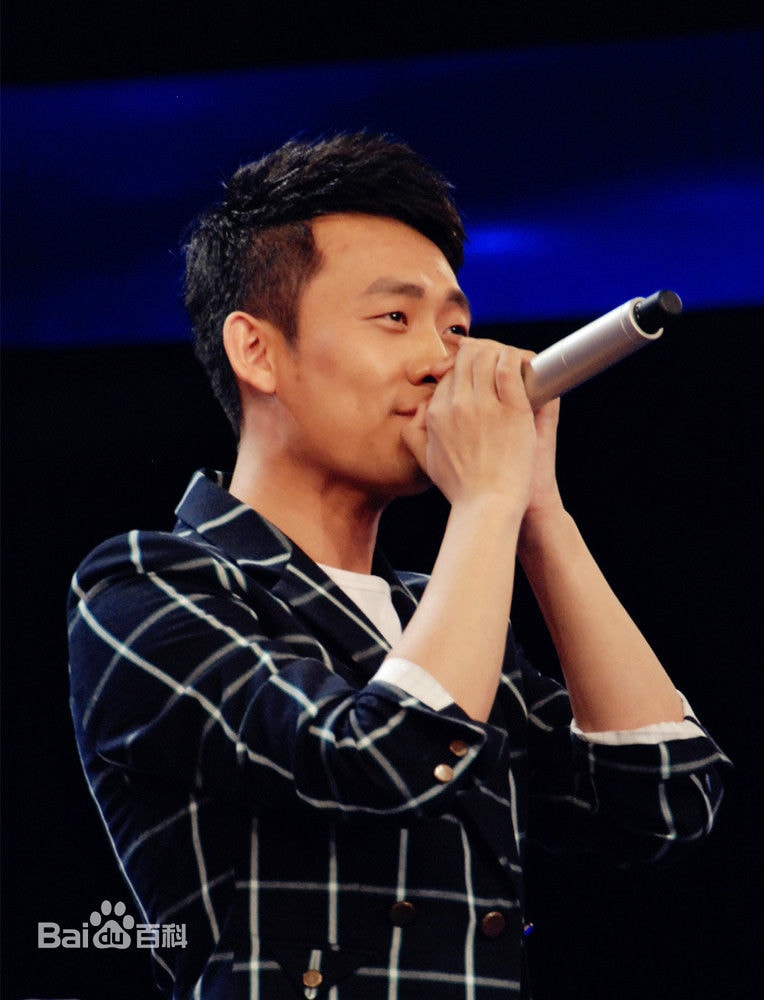 http://www.newswatch247.com/pics/star/pic/0606660bc53cbbeb7db9ec16a70dd541.jpg