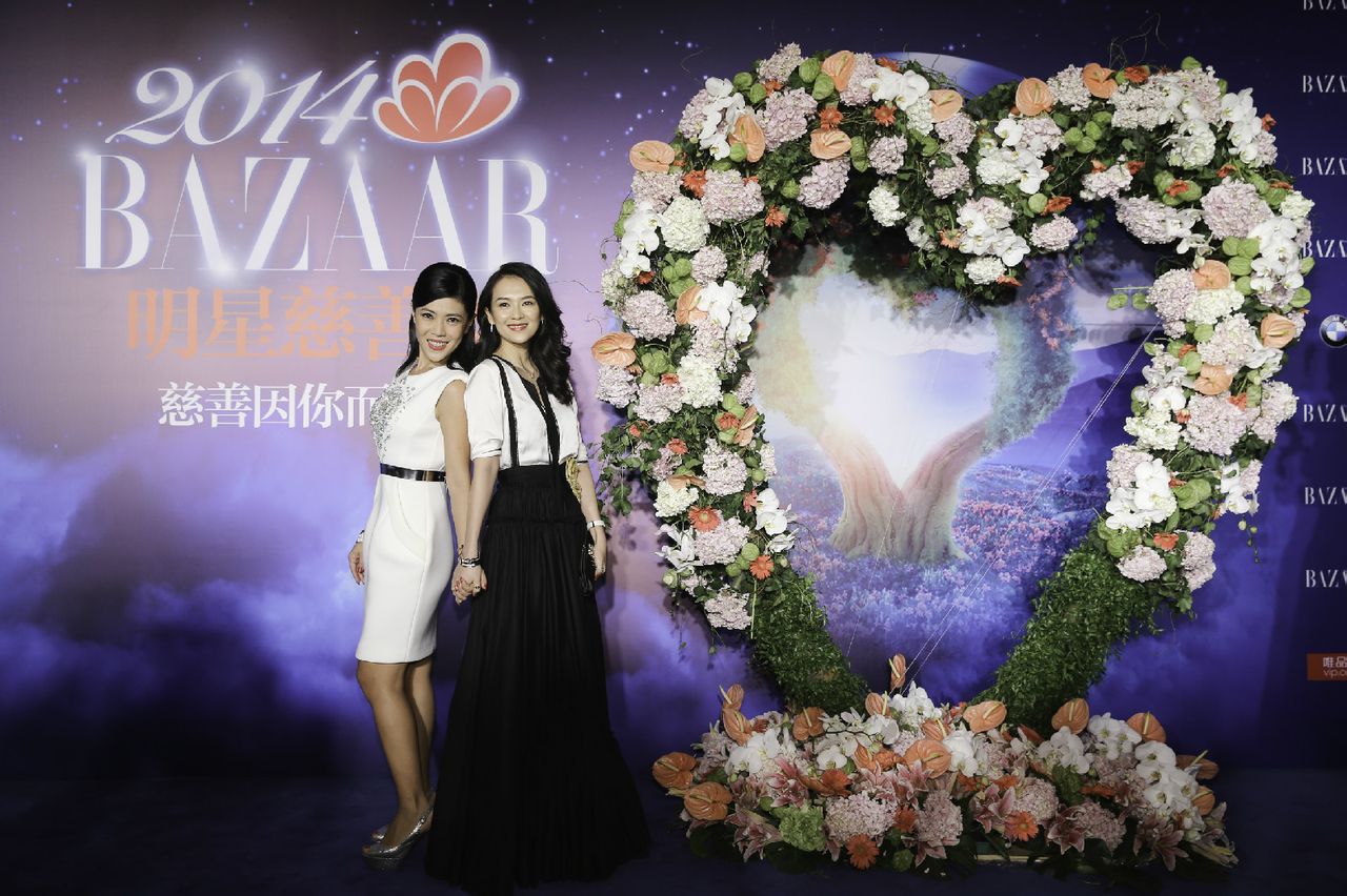 http://www.newswatch247.com/pics/star/pic/064f/fbc8d74358b50c2abef6a10a155d.jpg