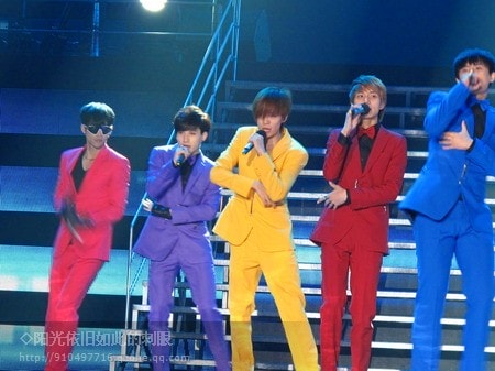 http://www.newswatch247.com/pics/star/pic/0756/5a546b21639ccc62d0050e599b22.jpg