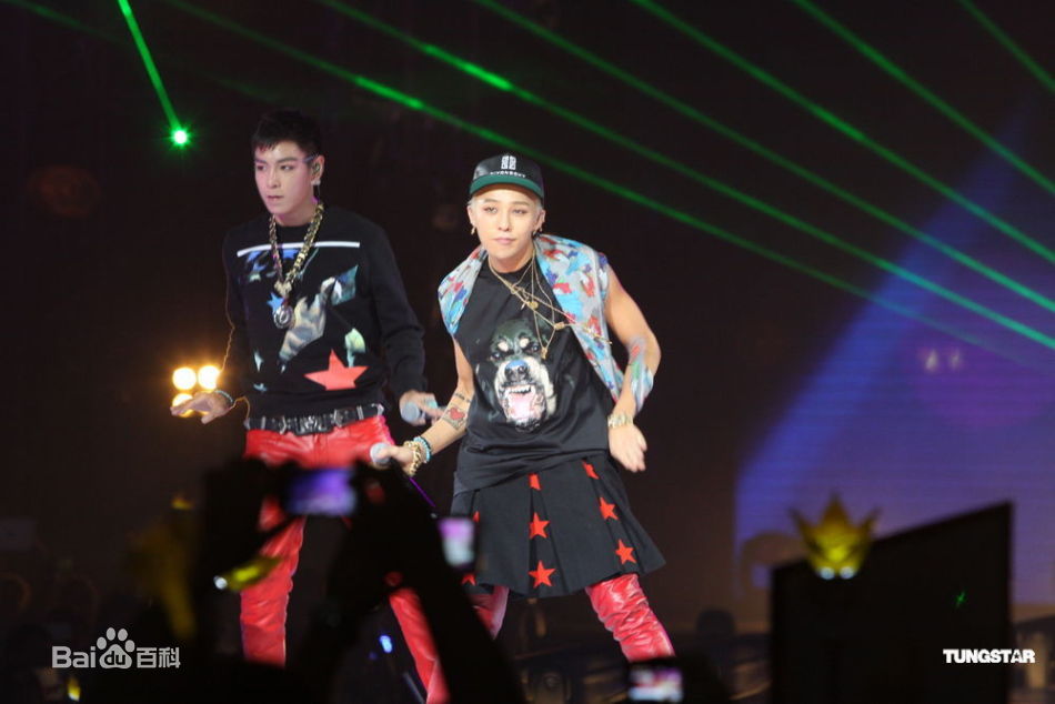 http://www.newswatch247.com/pics/star/pic/089da8b4d07e3d69e03c2166eb2da7f7.jpg