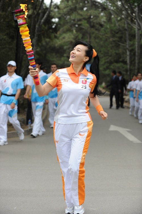http://www.newswatch247.com/pics/star/pic/097c27233068fba8918cd880f0978567.jpg