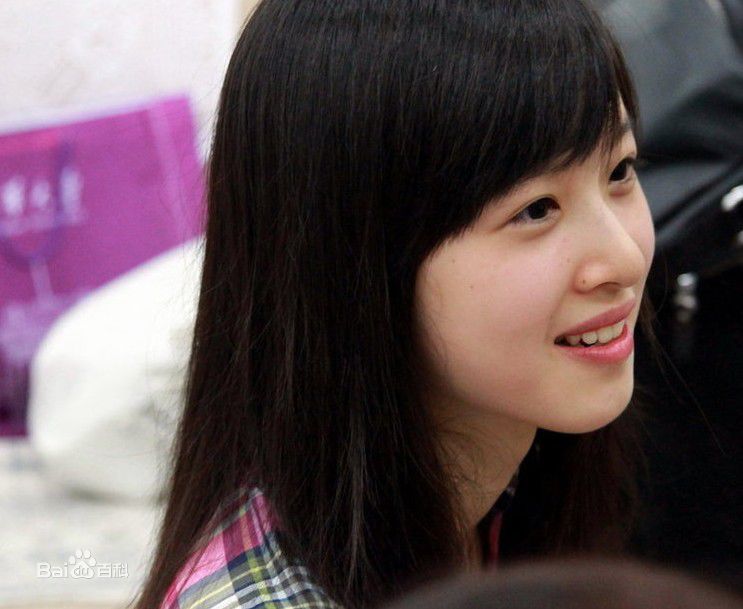 http://www.newswatch247.com/pics/star/pic/0993f41c550c8a66fcf7d93244b58b89.jpg
