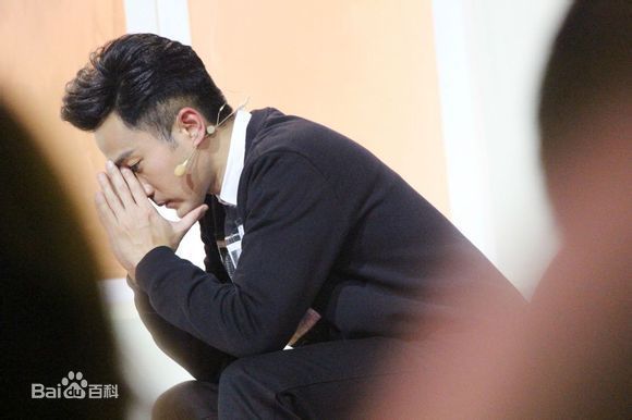 http://www.newswatch247.com/pics/star/pic/09ada09be8c6cdabb18233eb9864c6ec.jpg