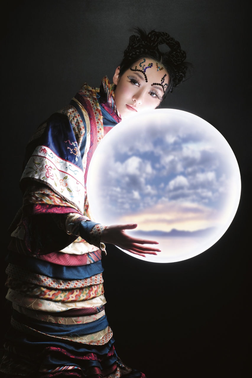 http://www.newswatch247.com/pics/star/pic/0a6aa872ffd1e52584ab43752fd9defd.jpg
