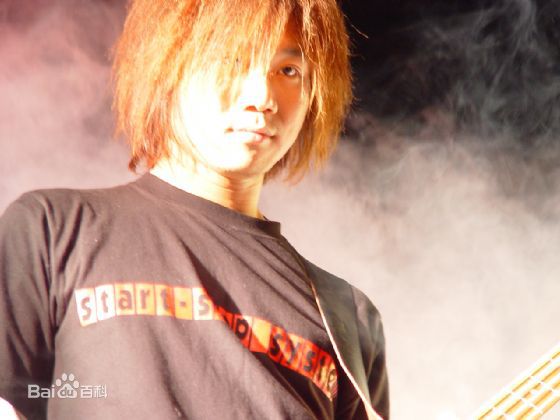 http://www.newswatch247.com/pics/star/pic/0a8fbdf7427d8f896672e973b3d2cffa.jpg