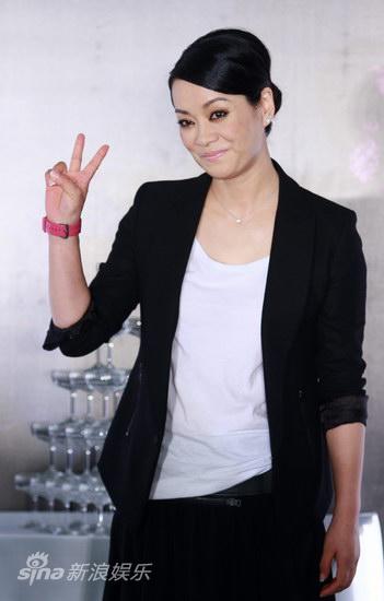http://www.newswatch247.com/pics/star/pic/0ac6fa6d1e242af35a1a51c9845b3726.jpg