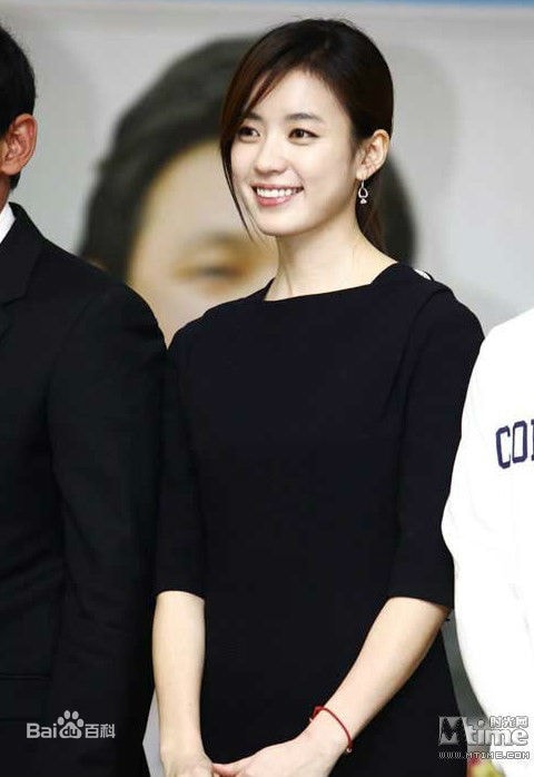 http://www.newswatch247.com/pics/star/pic/0b813288e40eb9b7ea42d9f09ef98dad.jpg