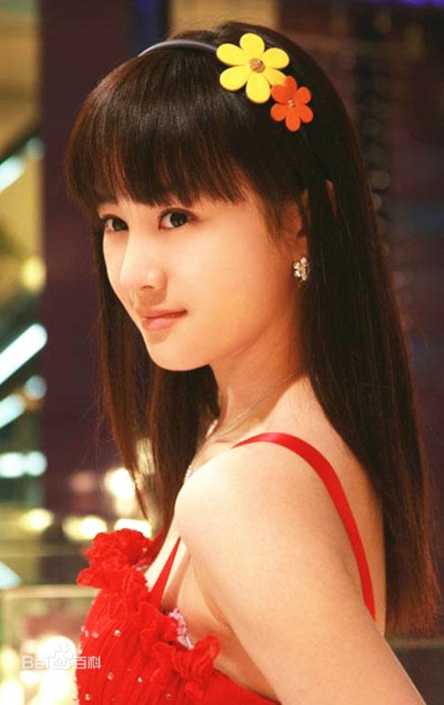 http://www.newswatch247.com/pics/star/pic/0c42a8947fe298454b1465b199fb7400.jpg