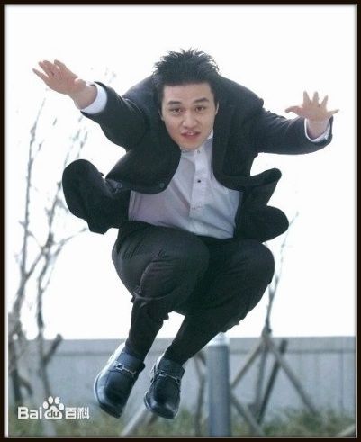 http://www.newswatch247.com/pics/star/pic/0cb9cee25e097435705e53c1ccd82eb4.jpg