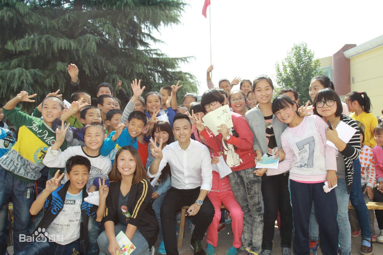 http://www.newswatch247.com/pics/star/pic/0ec088f74d705c5f9a578acb772c8040.jpg