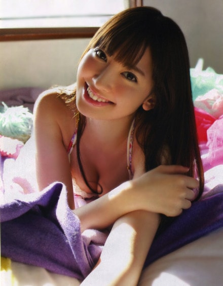 http://www.newswatch247.com/pics/star/pic/0f2207a28572ee37cfdaebb379cc93fe.jpg