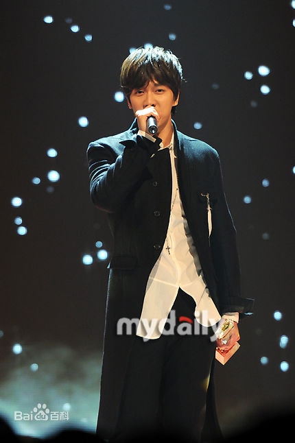 http://www.newswatch247.com/pics/star/pic/118da9326c97637f5d6b3e127711a0b3.jpg