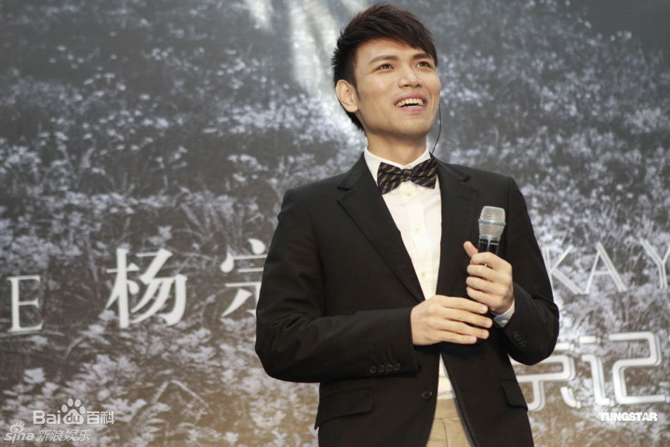 http://www.newswatch247.com/pics/star/pic/11f3acc1138889dcdf51f106eea679ea.jpg