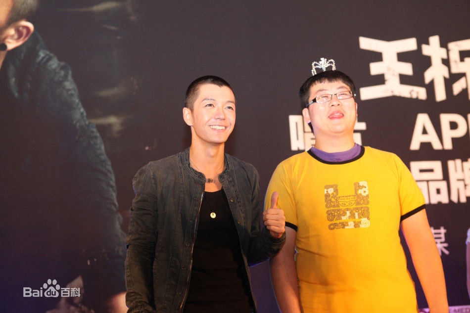 http://www.newswatch247.com/pics/star/pic/124387c87c31db35f36a60420111ac1d.jpg