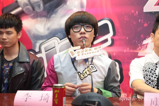 http://www.newswatch247.com/pics/star/pic/1274da370bb0ec5d7150cefc05afbdf4.jpg