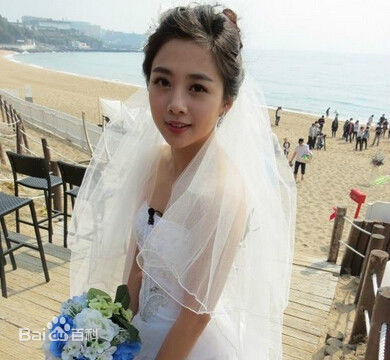 http://www.newswatch247.com/pics/star/pic/1282b1926e00838b6d9f731c72f28bad.jpg