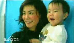 http://www.newswatch247.com/pics/star/pic/12a1bdbded3b51107e0e537b5245b577.jpg