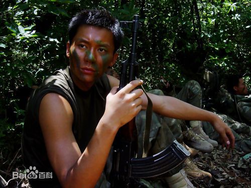 http://www.newswatch247.com/pics/star/pic/12e93c3076de14dd568c8cc284368287.jpg