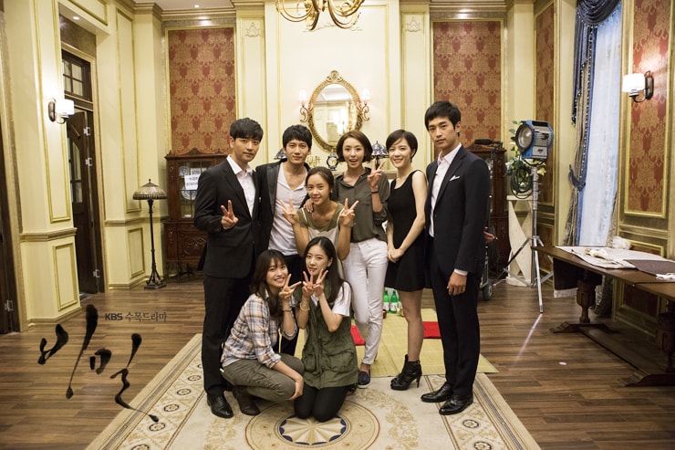 http://www.newswatch247.com/pics/star/pic/12fd566db41be97ec6c0d9aa38cdd14e.jpg