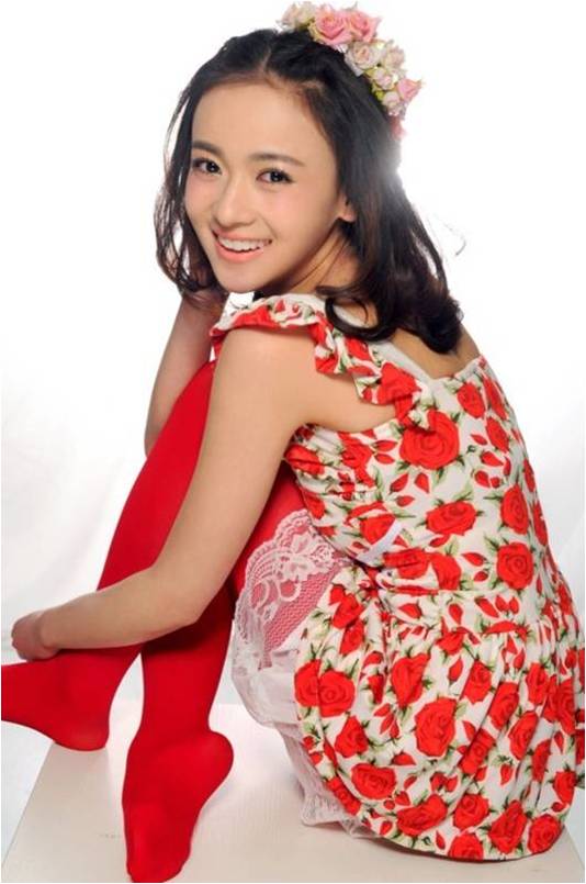 http://www.newswatch247.com/pics/star/pic/13b0658fce9f9a79a8f804b176178ddd.jpg