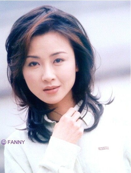 http://www.newswatch247.com/pics/star/pic/13de/04fb58cdd16bfce4e9a7a04e8b8f.jpg