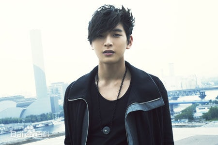http://www.newswatch247.com/pics/star/pic/162f562752a2270144d4c7da0ff1915a.jpg