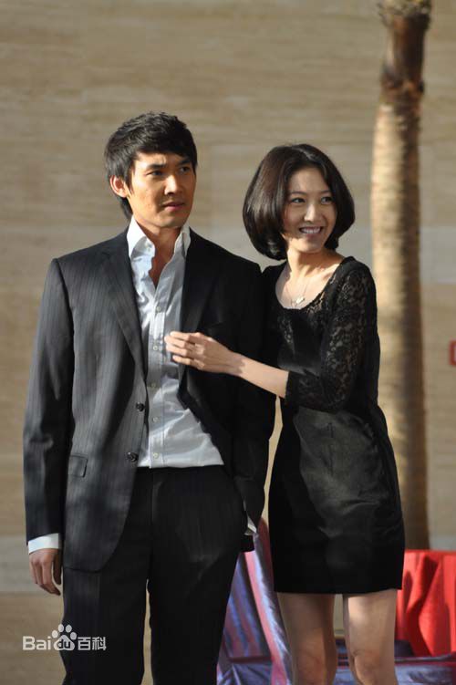 http://www.newswatch247.com/pics/star/pic/16c749df24213b070561c90186d5460a.jpg