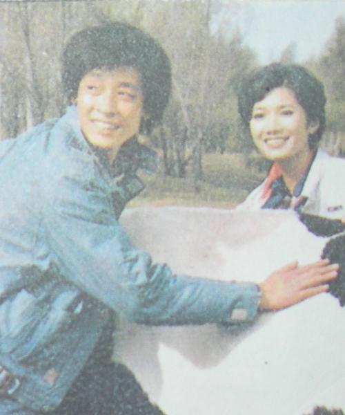 http://www.newswatch247.com/pics/star/pic/17862880a739d75a3f44a2dbe15bb36f.jpg