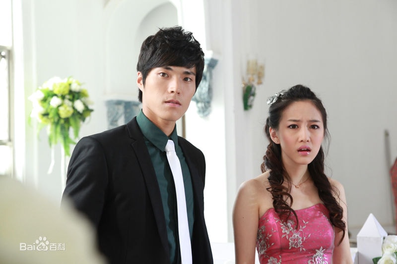 http://www.newswatch247.com/pics/star/pic/1809fe21becca22cc861ebebf41df4b4.jpg