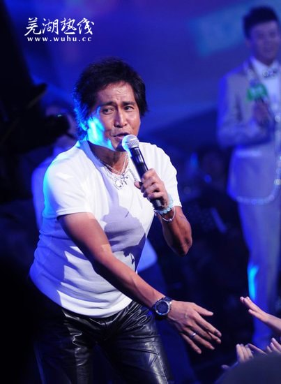http://www.newswatch247.com/pics/star/pic/198b62b50ba364f33b3289259bec6262.jpg