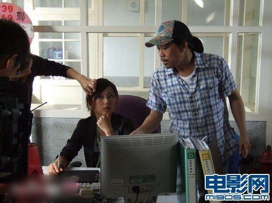 http://www.newswatch247.com/pics/star/pic/19cac08411a706fb1e13f00c722f8646.jpg