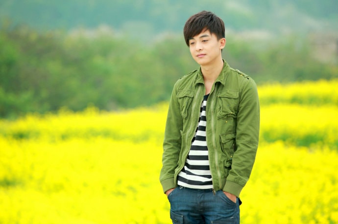 http://www.newswatch247.com/pics/star/pic/19d10e98e91e6ef9845a717acb798dd9.jpg