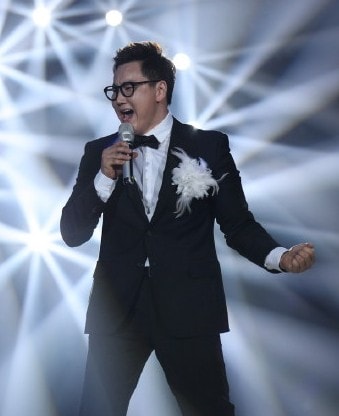 http://www.newswatch247.com/pics/star/pic/1a9f1aa4430f4f6d5c977af5fb1399b8.jpg
