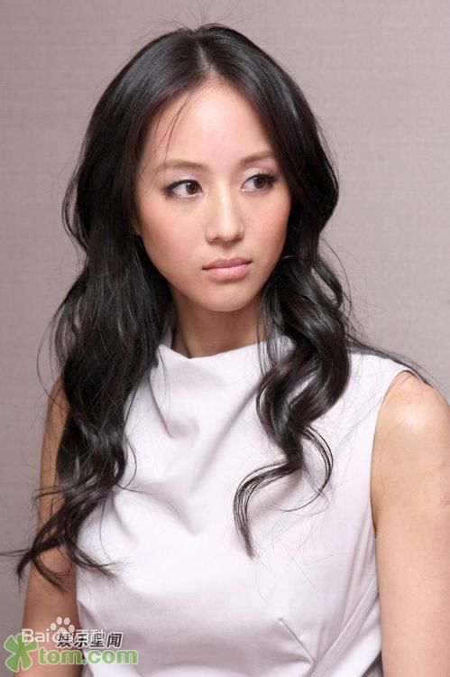 http://www.newswatch247.com/pics/star/pic/1acb70a11e51a1ff3ecc98575fc40122.jpg