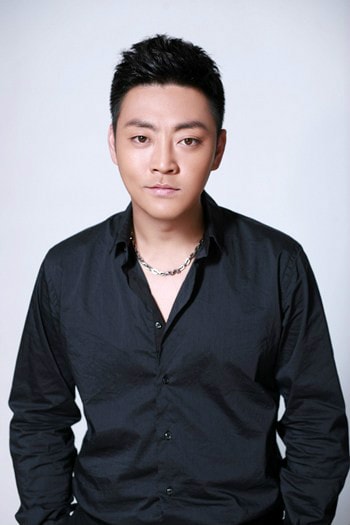 http://www.newswatch247.com/pics/star/pic/1b416afcd8d0cc7db3d556c2a85e47c8.jpg