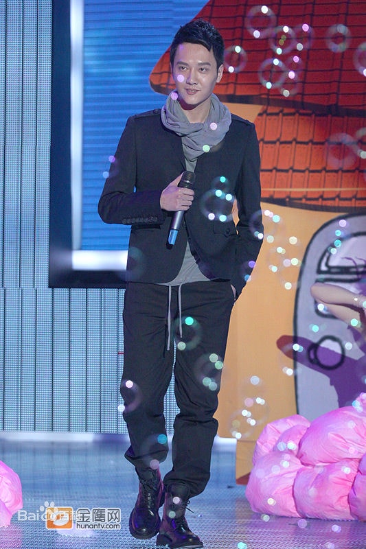 http://www.newswatch247.com/pics/star/pic/1bb43277e064d89bf9538e894943e76f.jpg