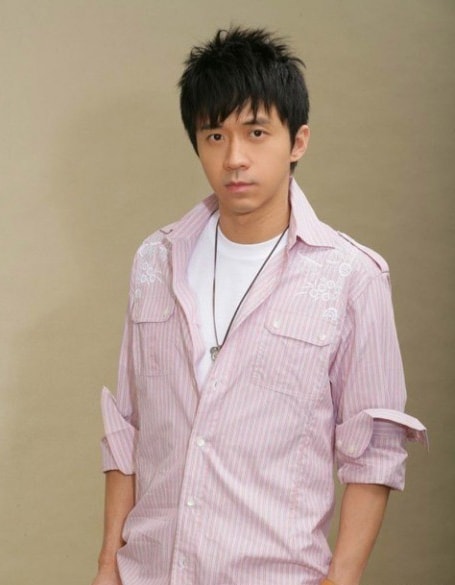 http://www.newswatch247.com/pics/star/pic/1c24a450dc2d864a16aa371614e4a01c.jpg