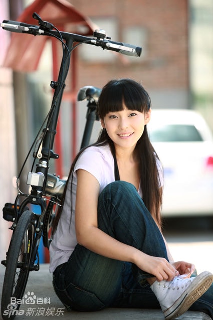 http://www.newswatch247.com/pics/star/pic/1c8ce5ef5f125ba335458a060b8b9715.jpg
