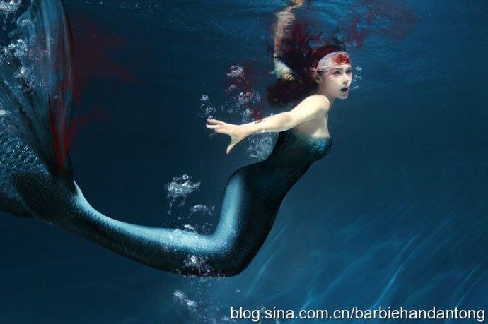 http://www.newswatch247.com/pics/star/pic/1da4/973c12a1e4e1f7fa3c718604a5ba.jpg